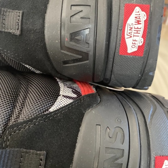 New Vans UltraRange Exo Hi MTE-2 Arctic Camo Black Red Primaloft Boot - Picture 9 of 10